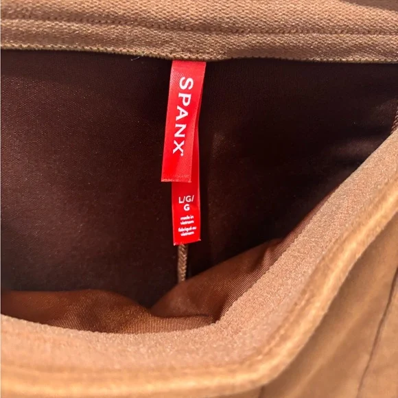 SPANX Faux Suede Flare Pants Size Large - Picture 5 of 6